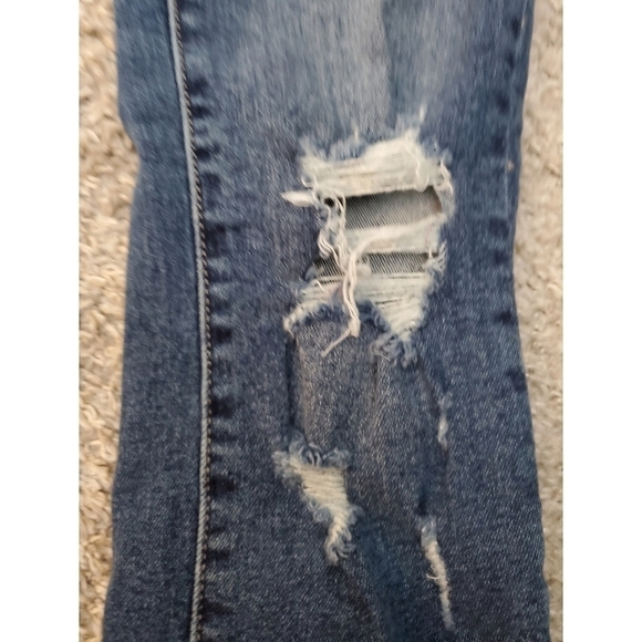 𝅺DEAR John Liam Straight Distressed Jeans - Picture 4 of 10